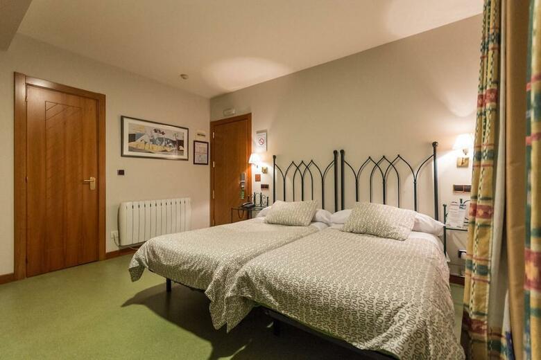 Hostal Bego�a
