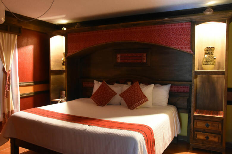 Nuestras Ra�ces Hotel - Museo - Restaurante