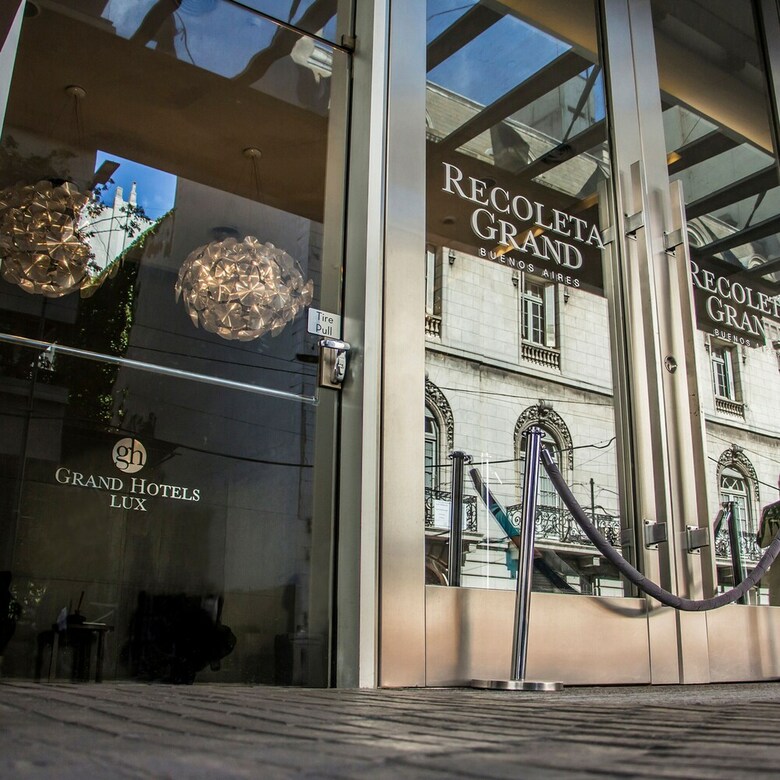 Recoleta Grand Hotel