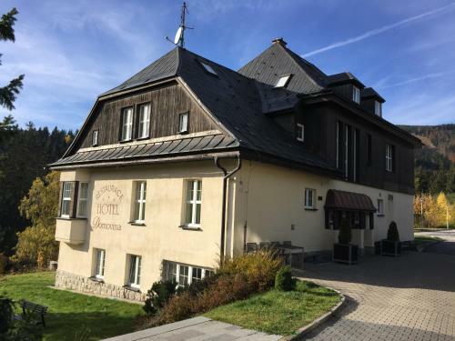 Hotel Domovina