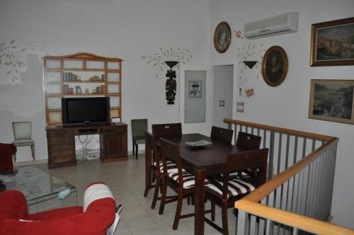 Apartamentos La Casa Pintada