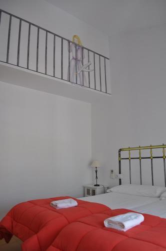 Apartamentos La Casa Pintada