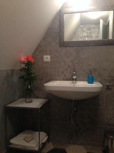 Hostal Penzion Kostnicky Dum
