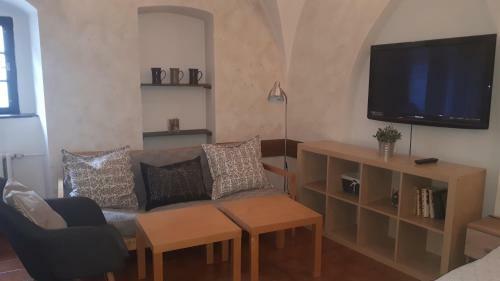 Hostal Penzion A Restaurace Modr� R??e T�bor