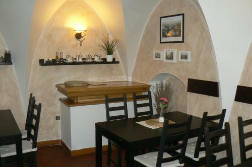 Hostal Penzion A Restaurace Modr� R??e T�bor