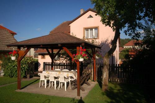 Holiday Home Kamenice Nad Lipou 1