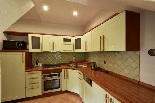 Hostal Sant Georg Garni