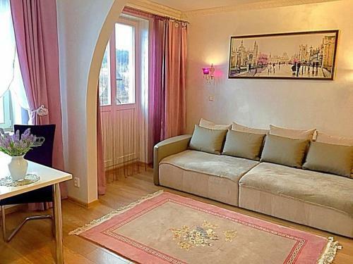 Lira 2 Apartments