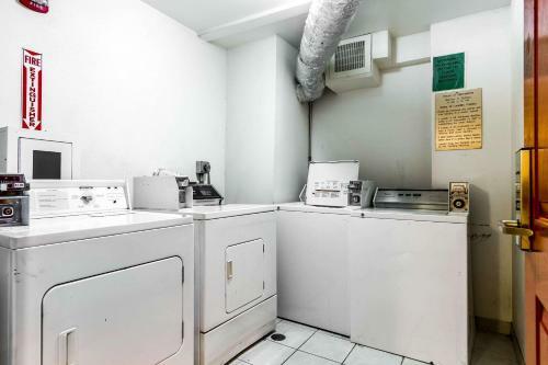 Hotel Rodeway Inn & Suites Hayward