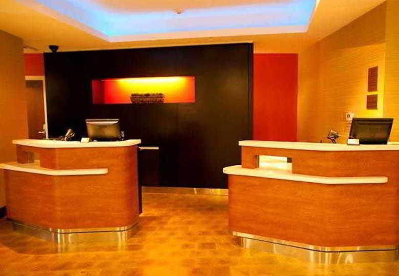 Hotel Courtyard By Marriott Victorville Hesperia