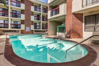 Hotel Quality Inn & Suites Irvine Spectrum