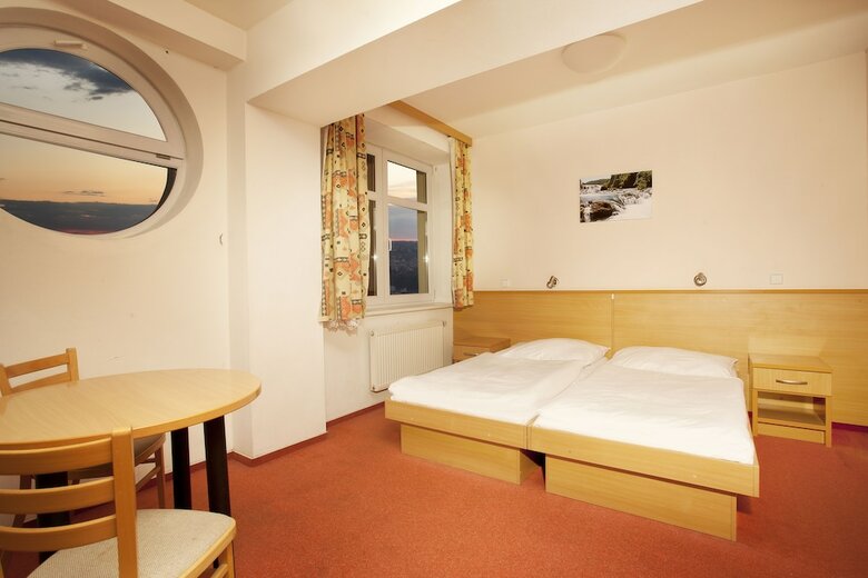 Hotel Extol Inn