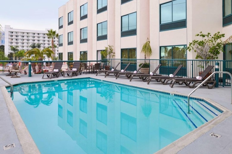 Best Western Plus Suites Hotel - Lax