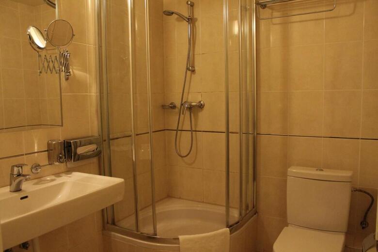 Hostal Enjoy Inn