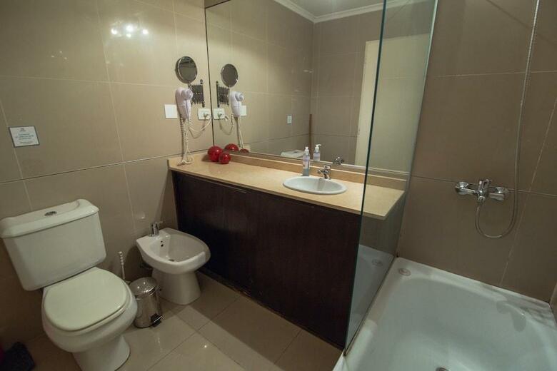 Isi Baires Apart & Suites