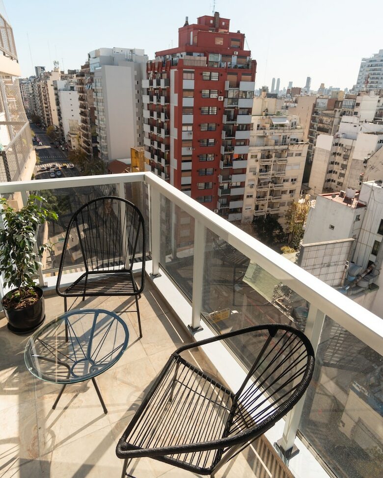 Isi Baires Apart & Suites
