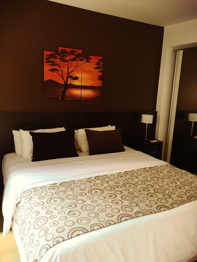 Isi Baires Apart & Suites
