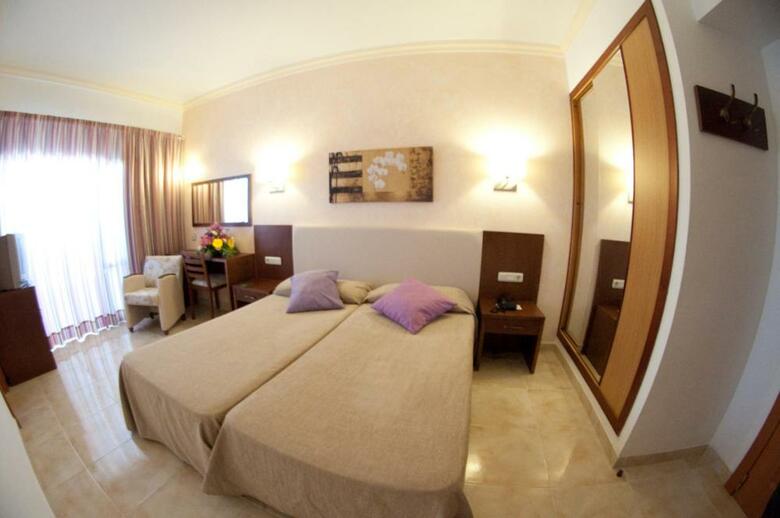 Hotel Cala Gat