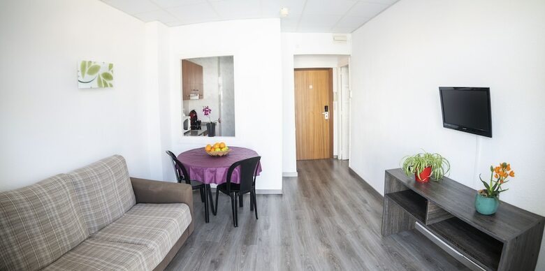 Apartaments Atzavara