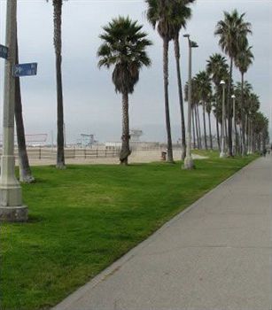 Venice On The Beach Hotel