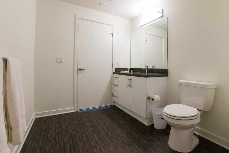 Wilshire Center Apartment