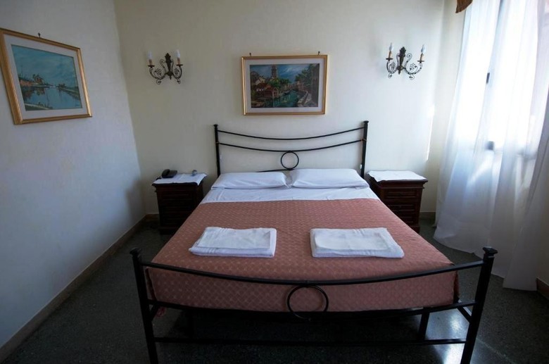 Leonardo Hotel