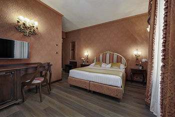 Hotel American Dinesen