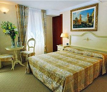 Hotel Ca� Del Duca