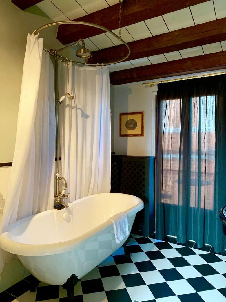 Hotel La Calcina Suites