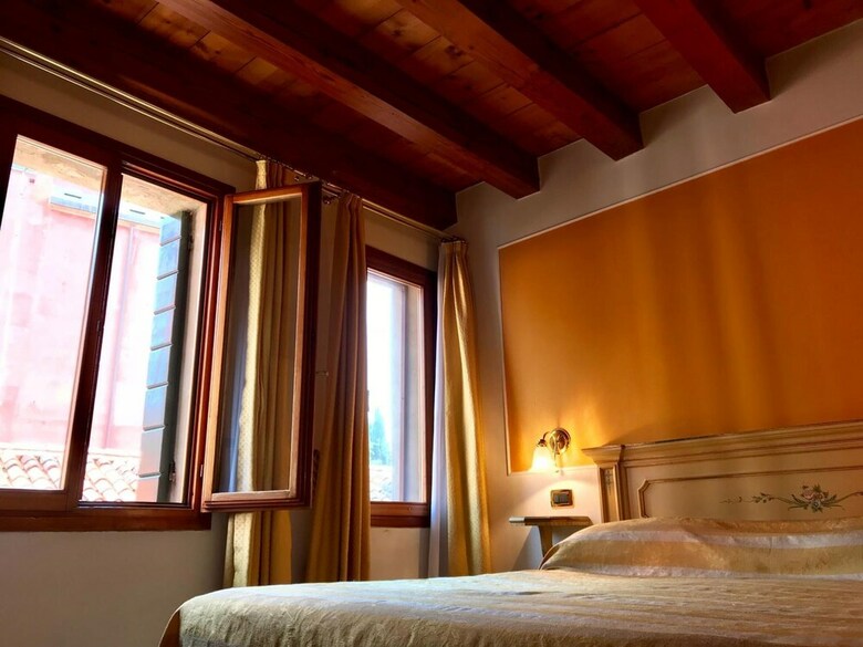 Hotel Alla Corte Rossa