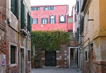 Hotel Ca' Centopietre