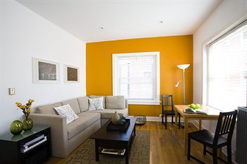 Aparthotel Venice Suites