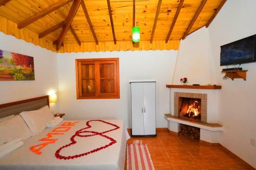Hostal Pousada Cantinho Colibri
