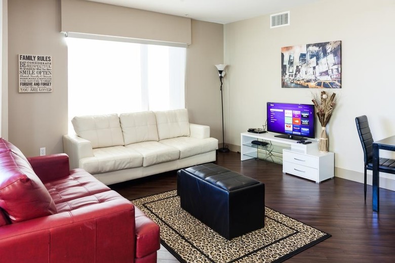Heaven On Hollywood Furnished Apartments