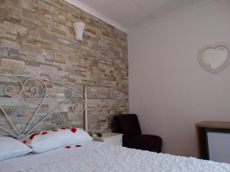 Hostal Residencial La Paloma II