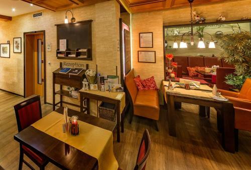 Hostal Gast-und Weinhaus Burkard