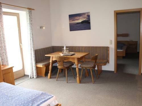 Hostal Gasthof Baltram