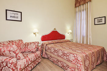 Apartamentos San Lio Tourist House