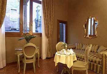 Hotel Al Ponte Mocenigo