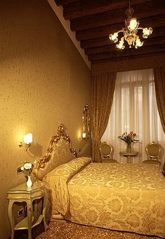 Hotel Al Ponte Mocenigo