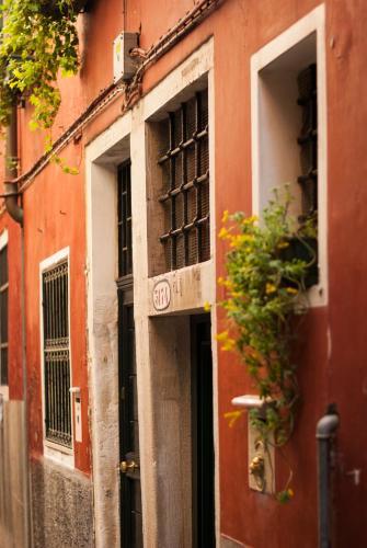 Sunny Venice Apartment