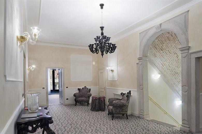 Hotel UNA Venezia