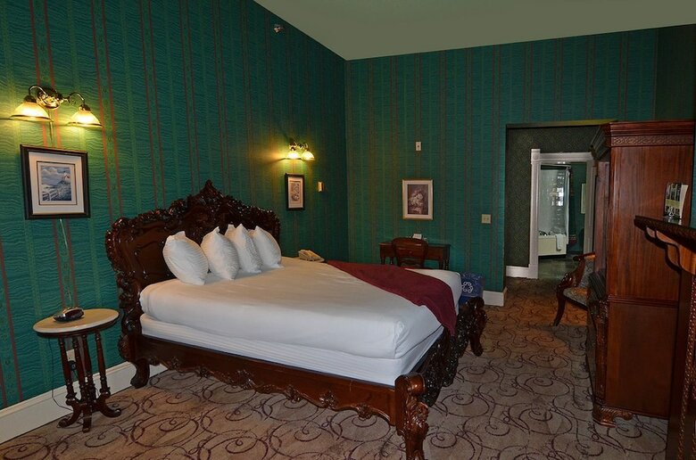Hotel Water Street Inn