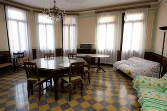 Albergue Ostello Domus Civica