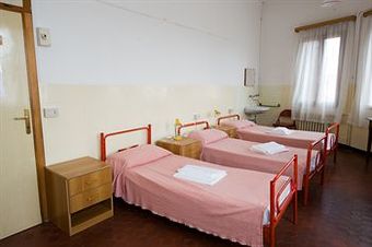 Albergue Ostello Domus Civica