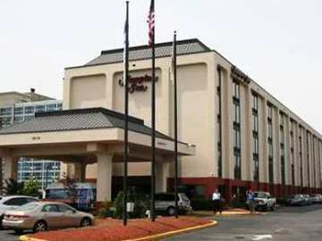 Hotel Hampton Inn Newark-airport