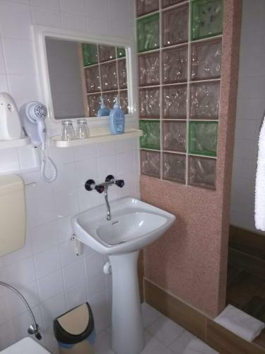 Hostal Pension Nika