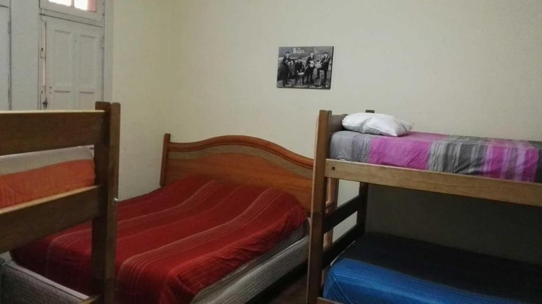Hostal De�l Tata