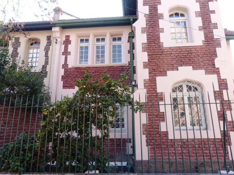 Hostal De�l Tata