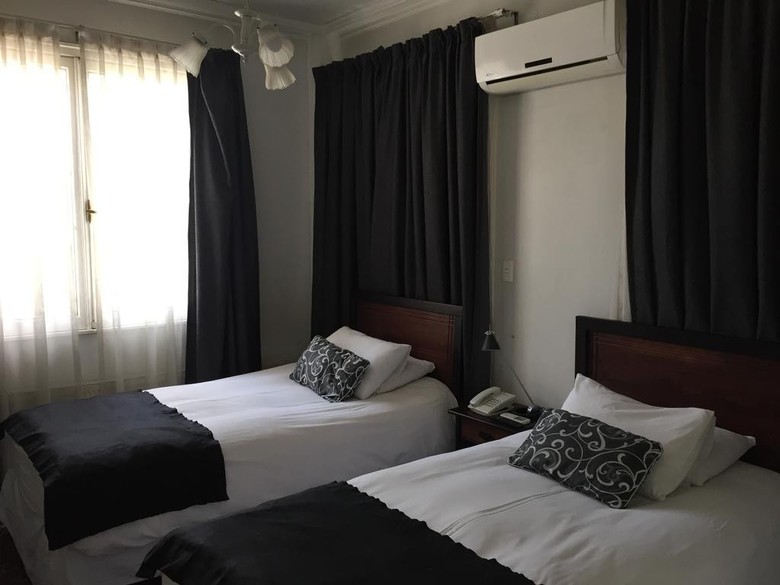 We Hotel